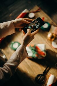 Holiday table phone